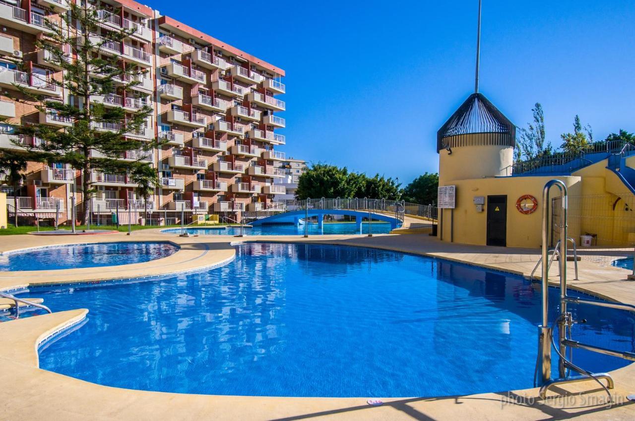 137 Minerva Apartamentos - Vista Al Mar - Piscina Y Playa - Cercano A Tren, Restaurantes Y Tiendas Benalmádena Exterior foto